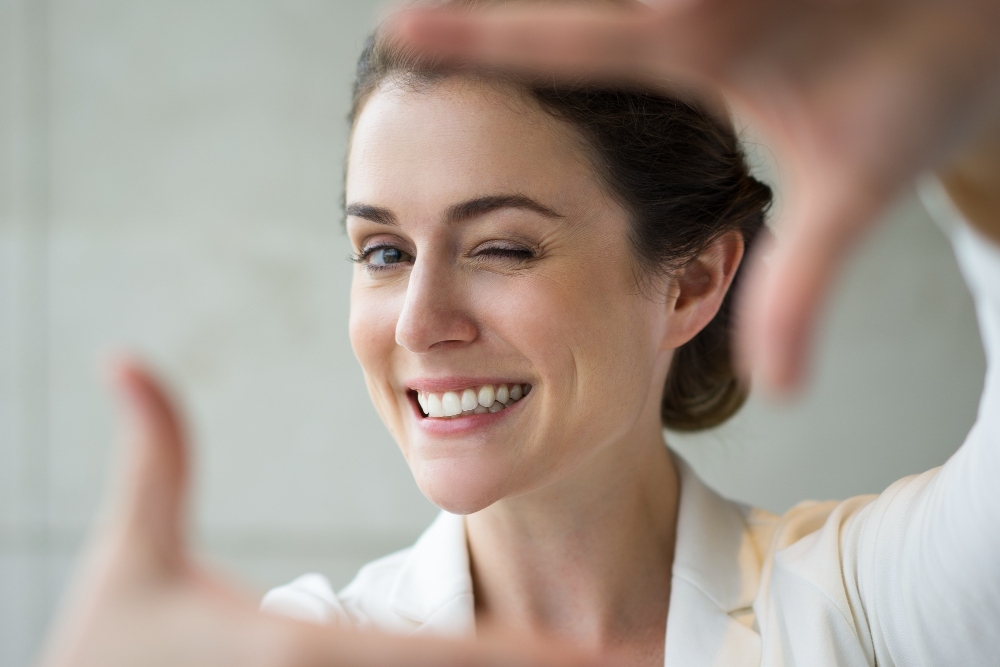 Sorriso dall’aspetto naturale: cosa cercare in uno studio dentistico a Roma